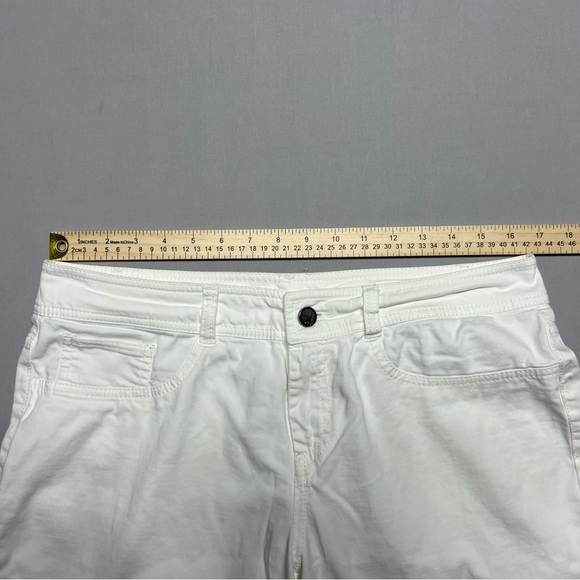 Calvin Klein Jeans Women’s White Zip Fit Size 8 - Picture 11 of 11